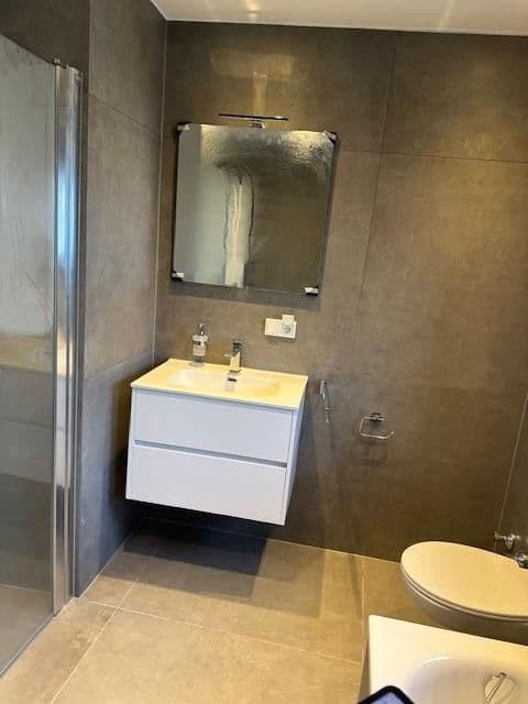 Prenájom bytu 3-izbový 90 m², Mülheim, Severné Porýnie - Westfálsko Prenájom bytu 3-izbový 90 m², Mülheim, Severné Porýnie - Westfálsko