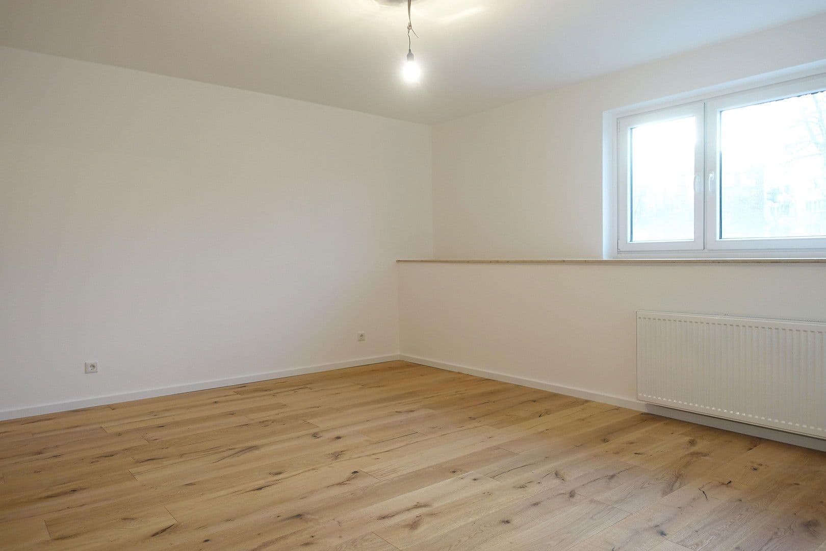 Predaj bytu 2-izbový 55 m², Kölner Str. 140, Düsseldorf, Severné Porýnie - Westfálsko Predaj bytu 2-izbový 55 m², Kölner Str. 140, Düsseldorf, Severné Porýnie - Westfálsko