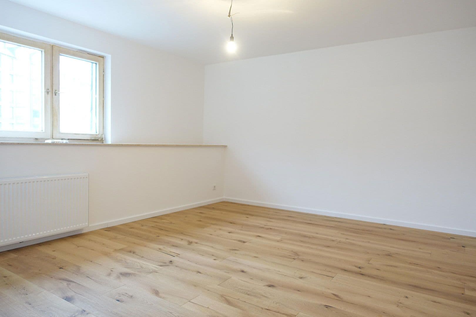 Predaj bytu 2-izbový 55 m², Kölner Str. 140, Düsseldorf, Severné Porýnie - Westfálsko Predaj bytu 2-izbový 55 m², Kölner Str. 140, Düsseldorf, Severné Porýnie - Westfálsko
