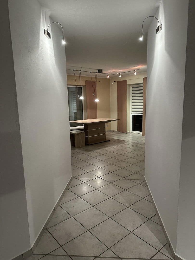 Prenájom domu 130 m², pozemek 650 m², Große Wiese 5, Steinebach an der Wied, Porýnie-Falcko Prenájom domu 130 m², pozemek 650 m², Große Wiese 5, Steinebach an der Wied, Porýnie-Falcko