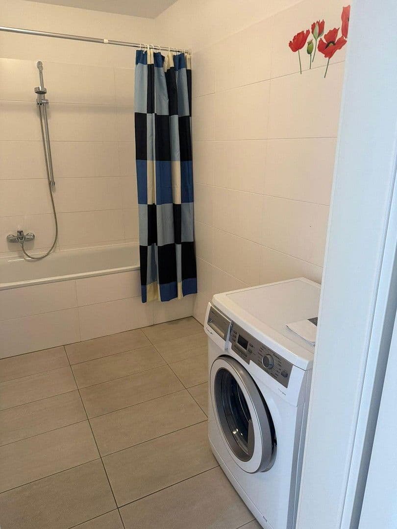 Prenájom bytu 2-izbový 52 m², Salzburg/Liefering, Salzbursko Prenájom bytu 2-izbový 52 m², Salzburg/Liefering, Salzbursko