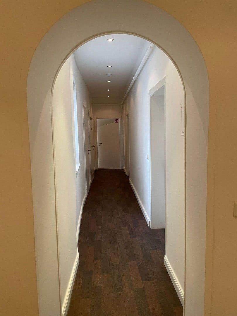 Prenájom bytu 1-izbový 98 m², Wiesbaden, Hesensko Prenájom bytu 1-izbový 98 m², Wiesbaden, Hesensko