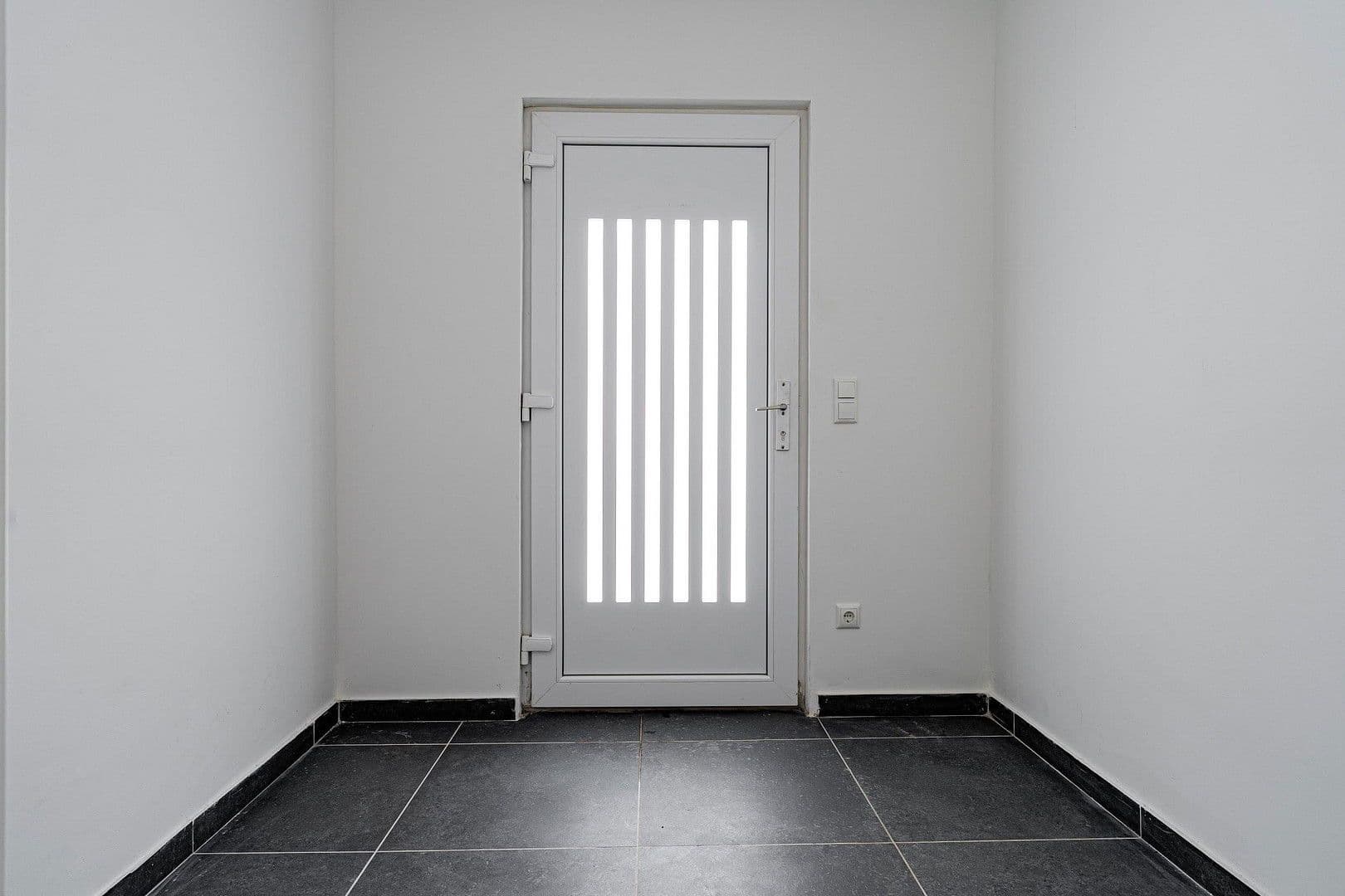 Predaj domu 101 m², pozemek 576 m², Berlin, Berlín Predaj domu 101 m², pozemek 576 m², Berlin, Berlín