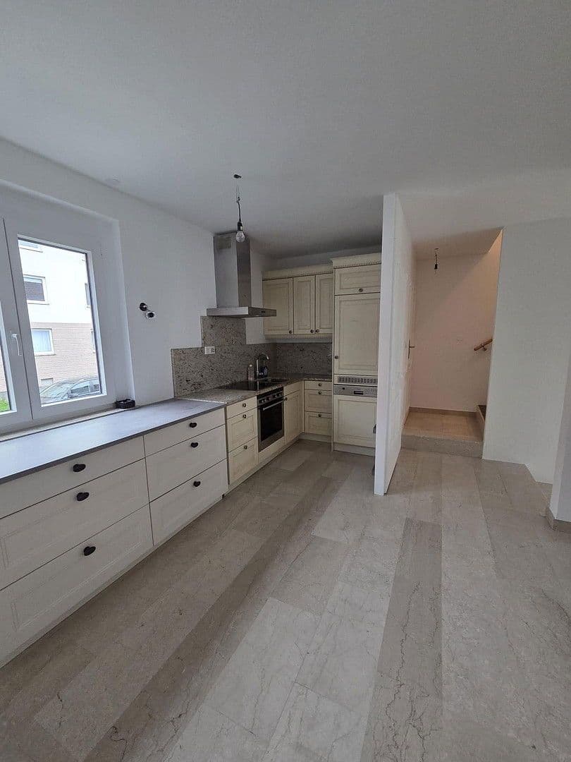 Predaj domu 125 m², pozemek 189 m², Augsburg, Bavorsko Predaj domu 125 m², pozemek 189 m², Augsburg, Bavorsko