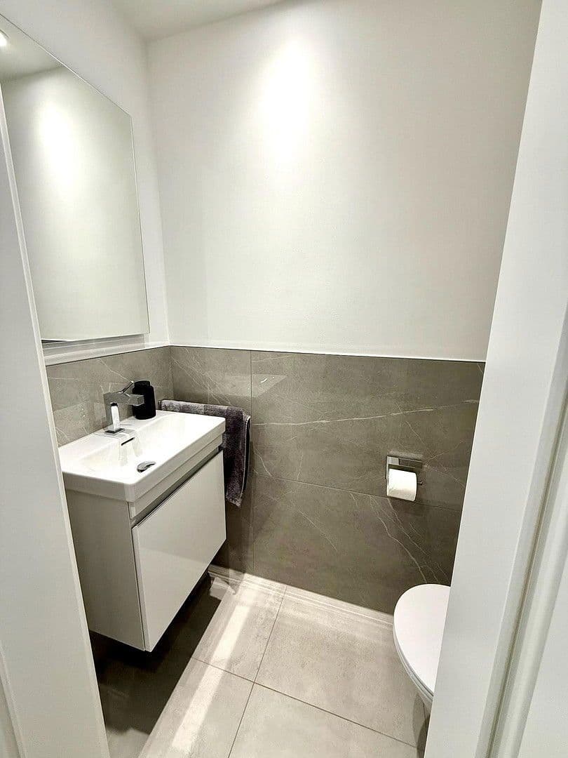 Predaj bytu 4-izbový 137 m², Am See, Haar, Bavorsko Predaj bytu 4-izbový 137 m², Am See, Haar, Bavorsko