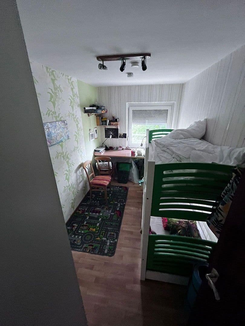 Prenájom bytu 4-izbový 80 m², Memeler Straße 16, Gladbeck, Severné Porýnie - Westfálsko Prenájom bytu 4-izbový 80 m², Memeler Straße 16, Gladbeck, Severné Porýnie - Westfálsko