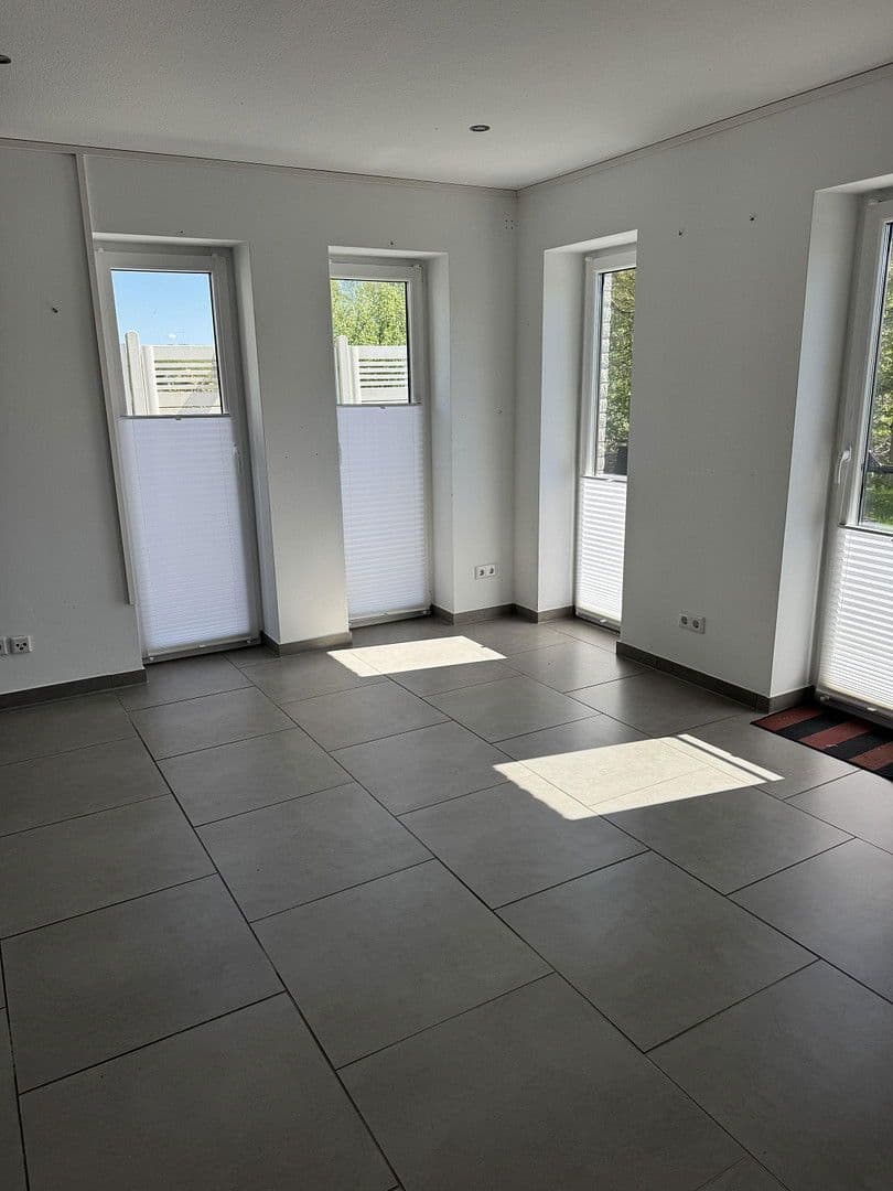 Predaj domu 135 m², pozemek 580 m², Tating, Šlezvicko-Holštajnsko Predaj domu 135 m², pozemek 580 m², Tating, Šlezvicko-Holštajnsko