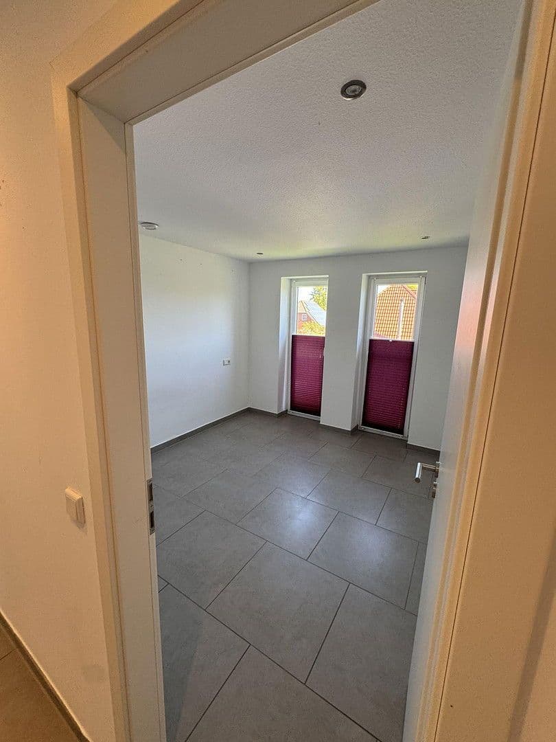 Predaj domu 135 m², pozemek 580 m², Tating, Šlezvicko-Holštajnsko Predaj domu 135 m², pozemek 580 m², Tating, Šlezvicko-Holštajnsko