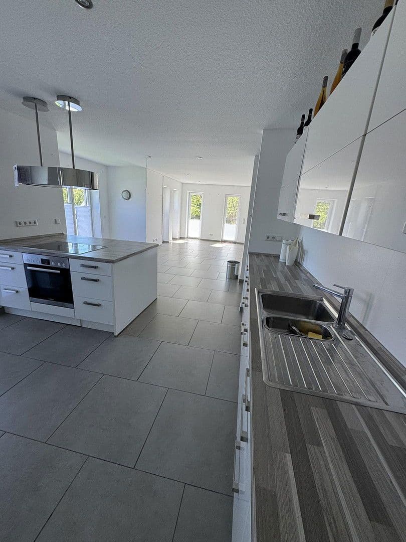 Predaj domu 135 m², pozemek 580 m², Tating, Šlezvicko-Holštajnsko Predaj domu 135 m², pozemek 580 m², Tating, Šlezvicko-Holštajnsko