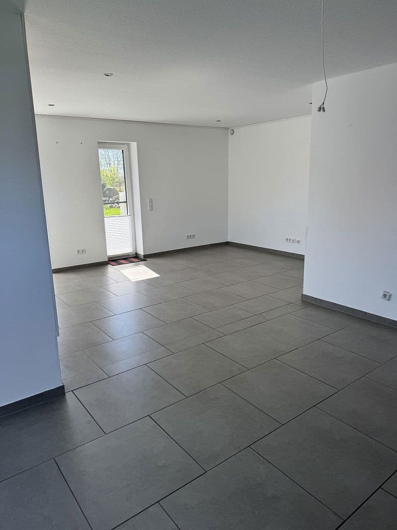 Predaj domu 135 m², pozemek 580 m², Tating, Šlezvicko-Holštajnsko Predaj domu 135 m², pozemek 580 m², Tating, Šlezvicko-Holštajnsko
