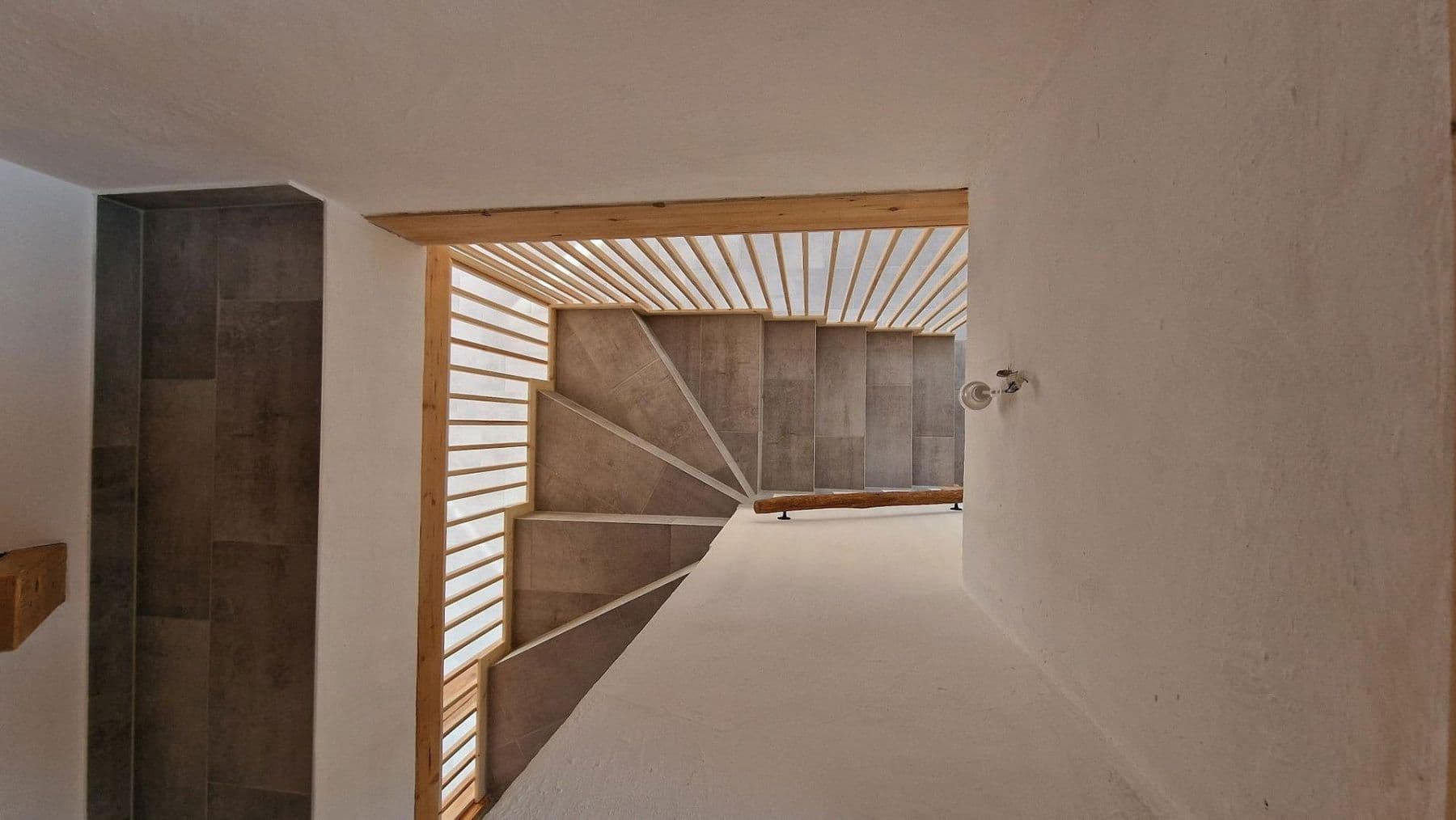 Prenájom bytu 3-izbový 99 m², Schulweg 11, Wolfsburg, Dolné Sasko Prenájom bytu 3-izbový 99 m², Schulweg 11, Wolfsburg, Dolné Sasko