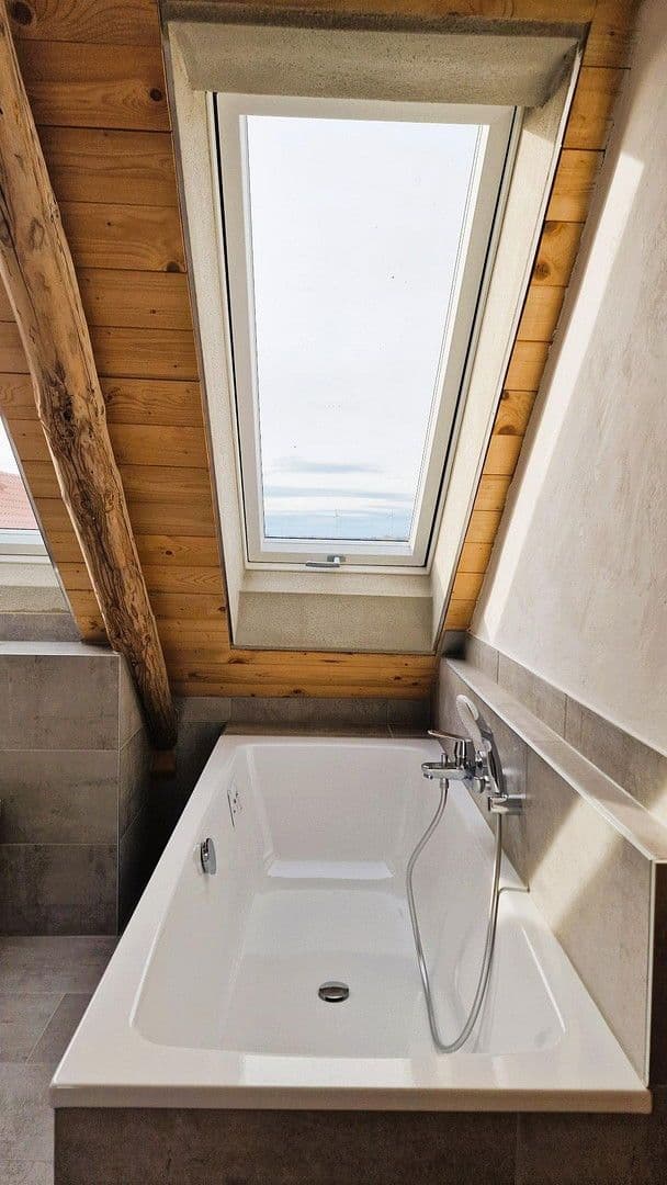 Prenájom bytu 3-izbový 99 m², Schulweg 11, Wolfsburg, Dolné Sasko Prenájom bytu 3-izbový 99 m², Schulweg 11, Wolfsburg, Dolné Sasko