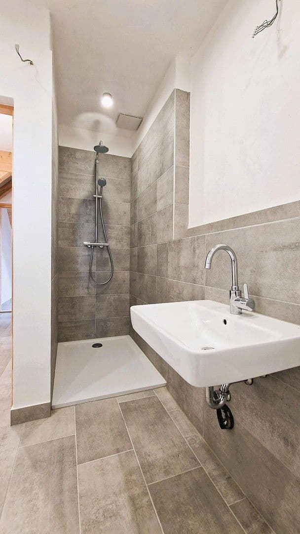 Prenájom bytu 3-izbový 99 m², Schulweg 11, Wolfsburg, Dolné Sasko Prenájom bytu 3-izbový 99 m², Schulweg 11, Wolfsburg, Dolné Sasko