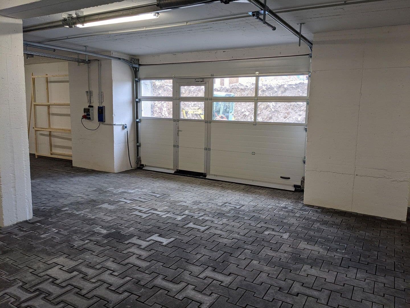 Prenájom nebytového priestoru 751 m², Liprandisdorfer Straße 7, Leipzig, Sasko Prenájom nebytového priestoru 751 m², Liprandisdorfer Straße 7, Leipzig, Sasko