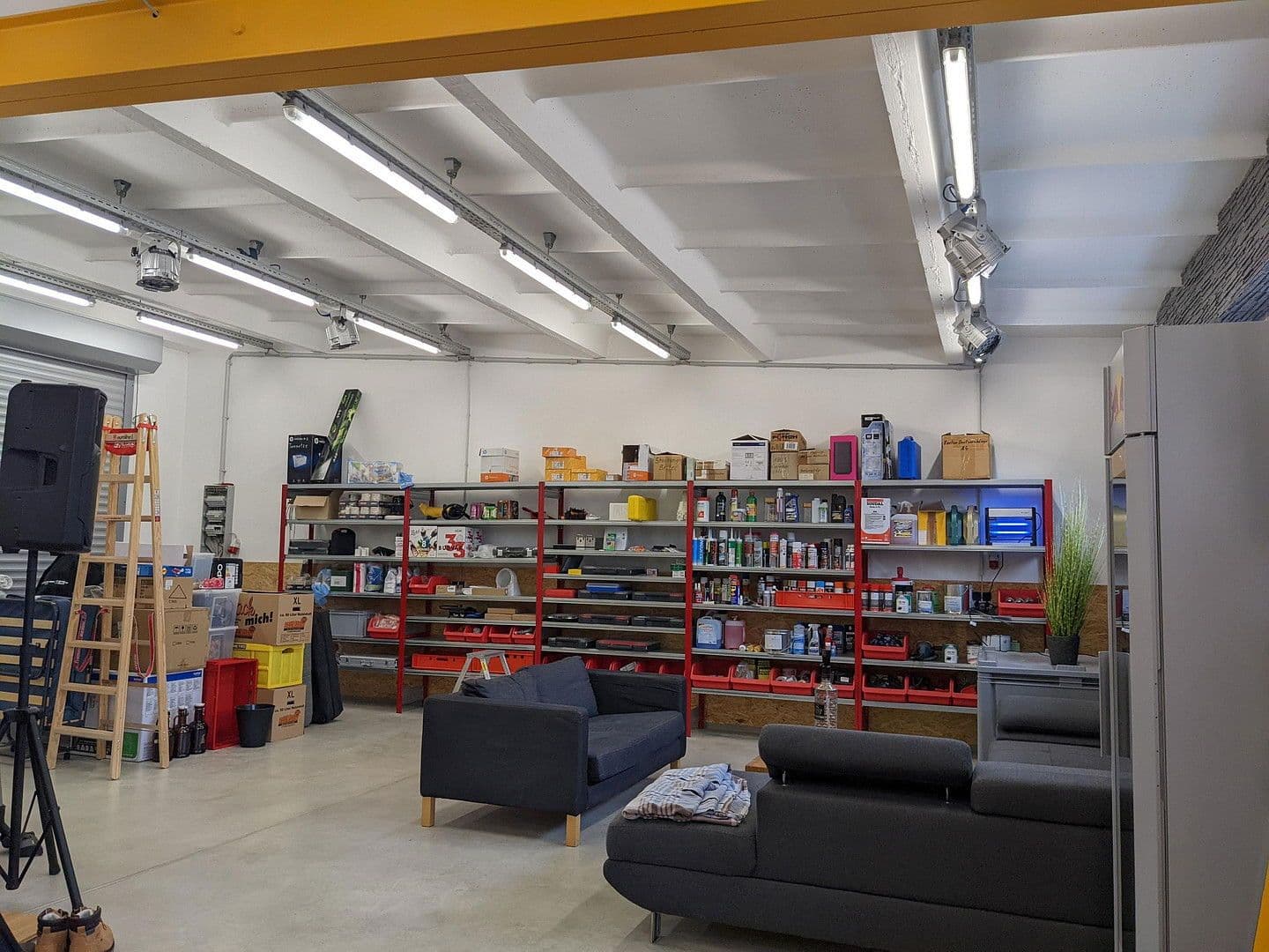 Prenájom nebytového priestoru 751 m², Liprandisdorfer Straße 7, Leipzig, Sasko Prenájom nebytového priestoru 751 m², Liprandisdorfer Straße 7, Leipzig, Sasko