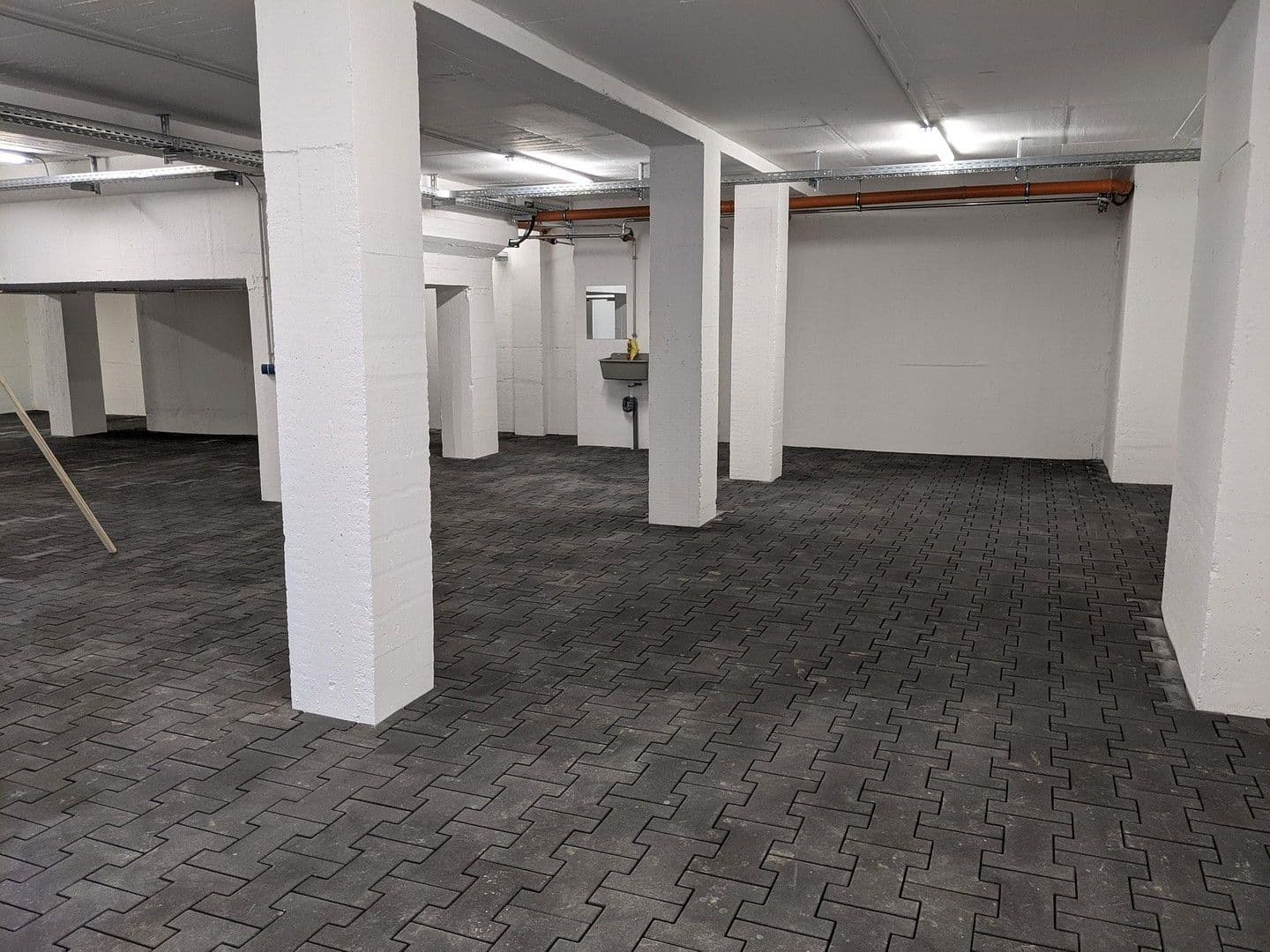 Prenájom nebytového priestoru 751 m², Liprandisdorfer Straße 7, Leipzig, Sasko Prenájom nebytového priestoru 751 m², Liprandisdorfer Straße 7, Leipzig, Sasko