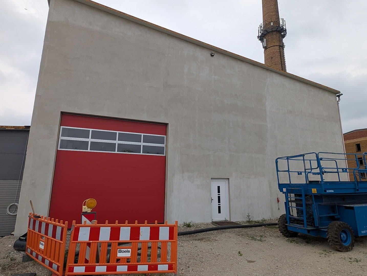 Prenájom nebytového priestoru 751 m², Liprandisdorfer Straße 7, Leipzig, Sasko Prenájom nebytového priestoru 751 m², Liprandisdorfer Straße 7, Leipzig, Sasko