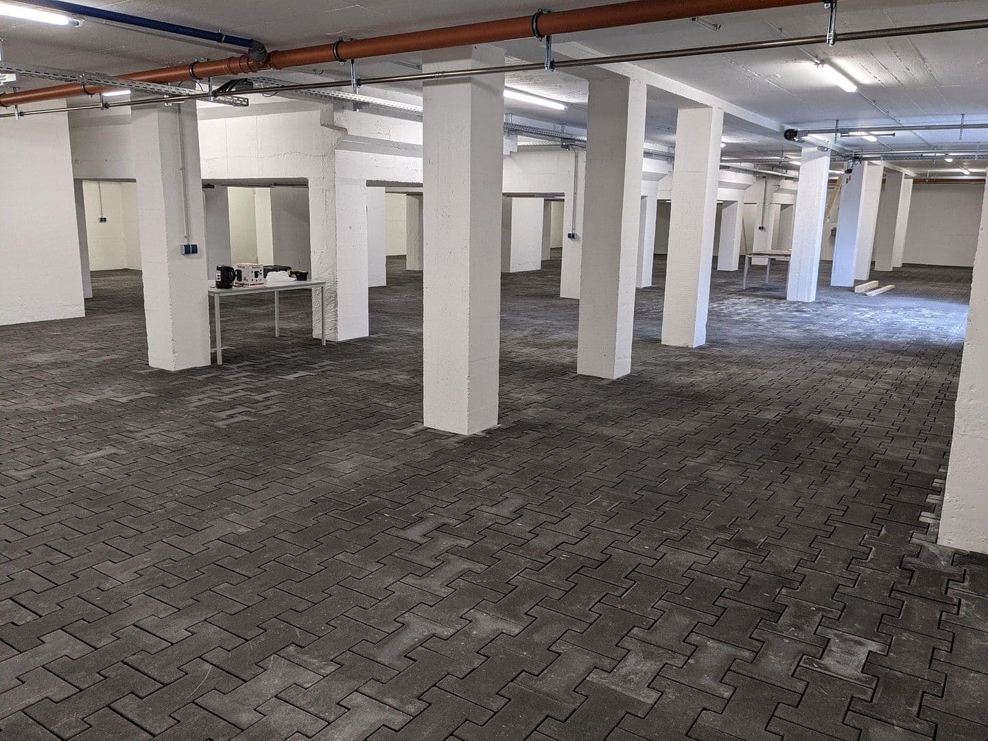 Prenájom nebytového priestoru 751 m², Liprandisdorfer Straße 7, Leipzig, Sasko Prenájom nebytového priestoru 751 m², Liprandisdorfer Straße 7, Leipzig, Sasko