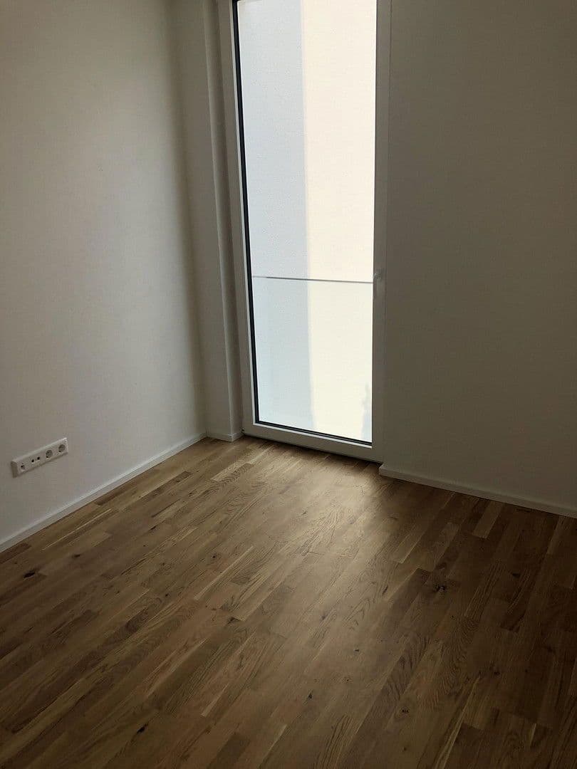 Prenájom bytu 2-izbový 60 m², Herrenberg, Bádensko-Wurttembersko Prenájom bytu 2-izbový 60 m², Herrenberg, Bádensko-Wurttembersko