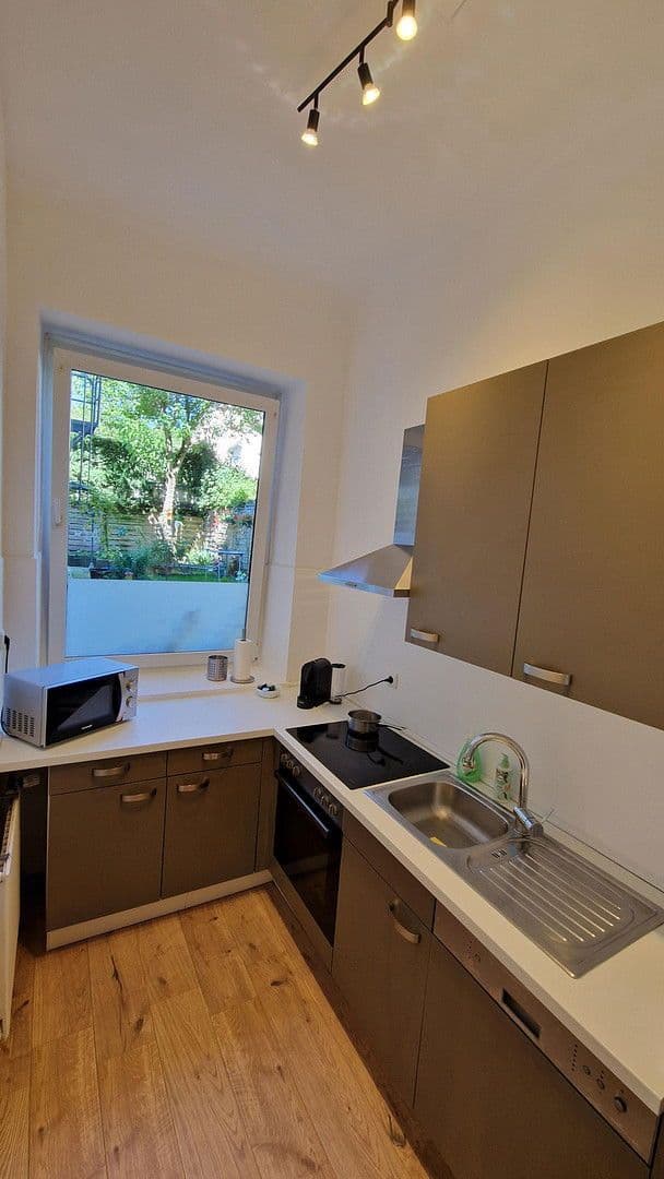 Prenájom bytu 3-izbový 60 m², Reimanstraße 19, Aachen, Severné Porýnie - Westfálsko Prenájom bytu 3-izbový 60 m², Reimanstraße 19, Aachen, Severné Porýnie - Westfálsko