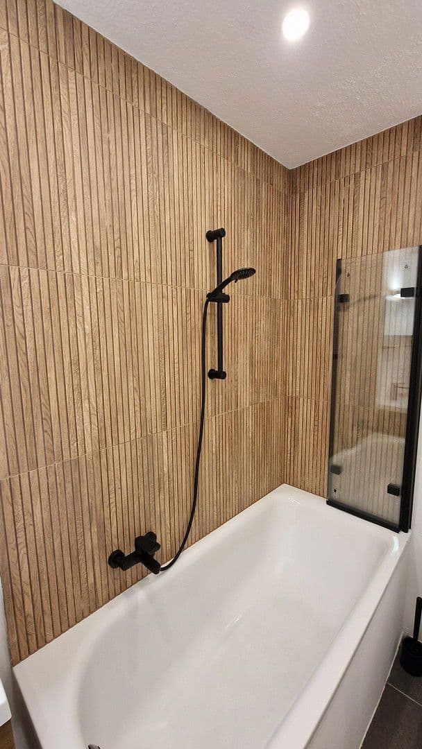 Prenájom bytu 3-izbový 60 m², Reimanstraße 19, Aachen, Severné Porýnie - Westfálsko Prenájom bytu 3-izbový 60 m², Reimanstraße 19, Aachen, Severné Porýnie - Westfálsko