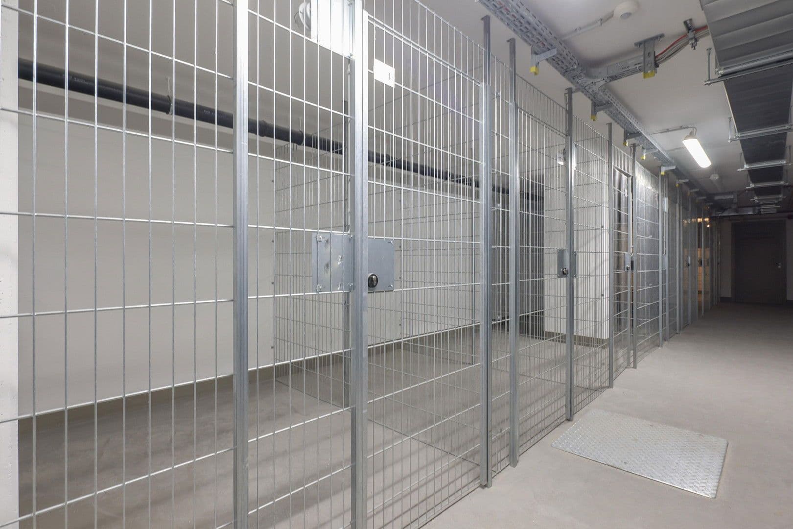 Prenájom bytu 2-izbový 56 m², Berlin, Berlín Prenájom bytu 2-izbový 56 m², Berlin, Berlín