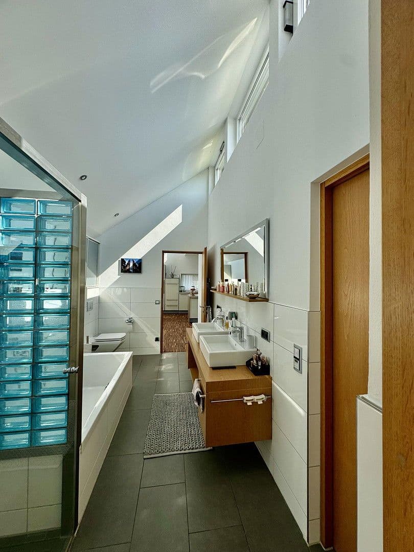 Predaj domu 146 m², pozemek 188 m², Schallstadt, Bádensko-Wurttembersko Predaj domu 146 m², pozemek 188 m², Schallstadt, Bádensko-Wurttembersko