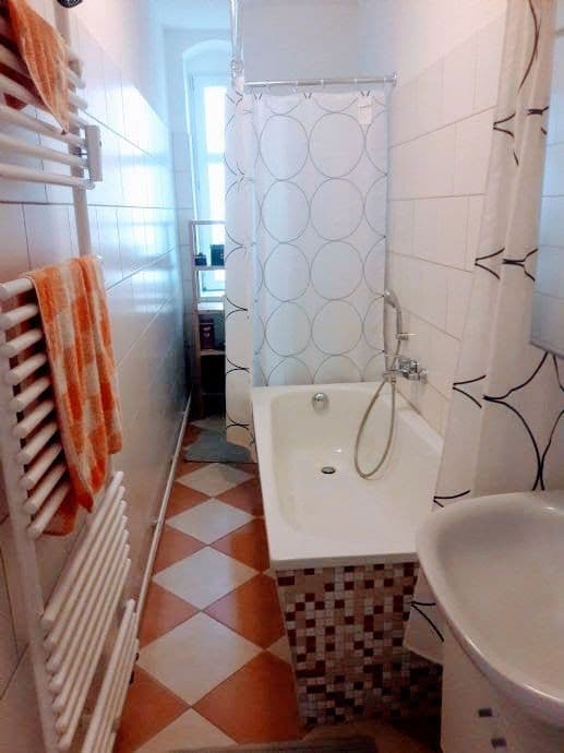 Prenájom bytu 1-izbový 40 m², Behmstraße 65, Berlin, Berlín Prenájom bytu 1-izbový 40 m², Behmstraße 65, Berlin, Berlín