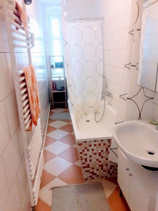 Prenájom bytu 1-izbový 40 m², Behmstraße 65, Berlin, Berlín Prenájom bytu 1-izbový 40 m², Behmstraße 65, Berlin, Berlín