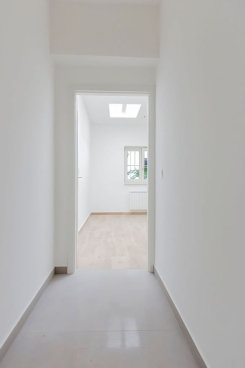 Predaj bytu 1-izbový 23 m², Španělská, Praha, Praha Predaj bytu 1-izbový 23 m², Španělská, Praha, Praha