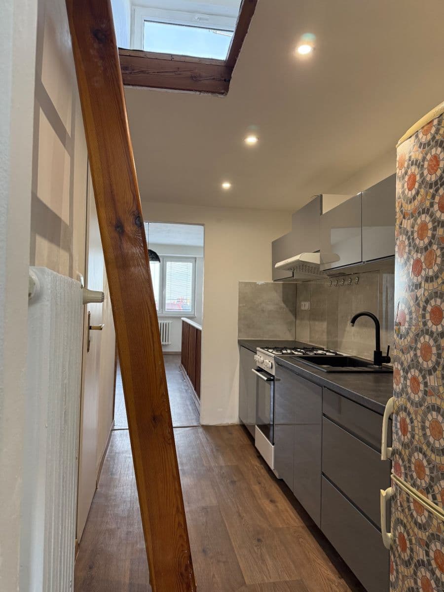 Prenájom bytu 3-izbový 76 m², Sokolská třída, Ostrava, Moravskoslezský kraj Prenájom bytu 3-izbový 76 m², Sokolská třída, Ostrava, Moravskoslezský kraj