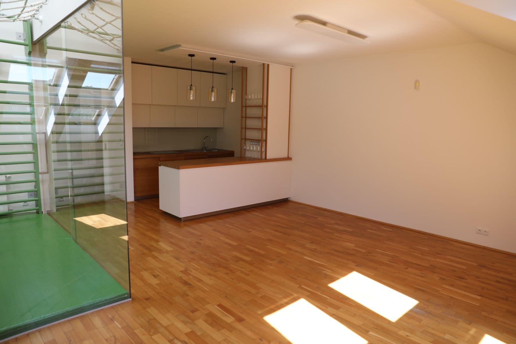 Predaj bytu 4-izbový 135 m², Havlíčkovo náměstí, Praha, Praha Predaj bytu 4-izbový 135 m², Havlíčkovo náměstí, Praha, Praha