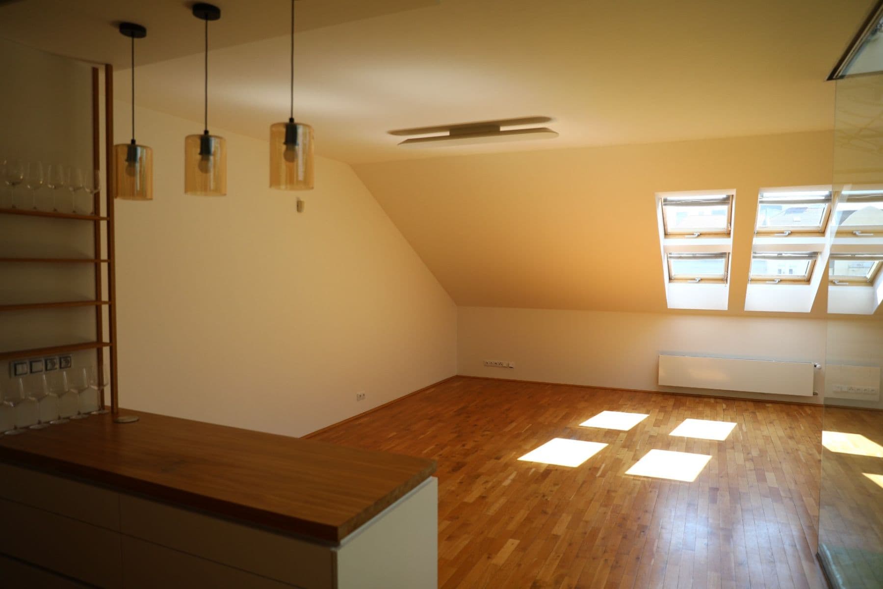 Predaj bytu 4-izbový 135 m², Havlíčkovo náměstí, Praha, Praha Predaj bytu 4-izbový 135 m², Havlíčkovo náměstí, Praha, Praha