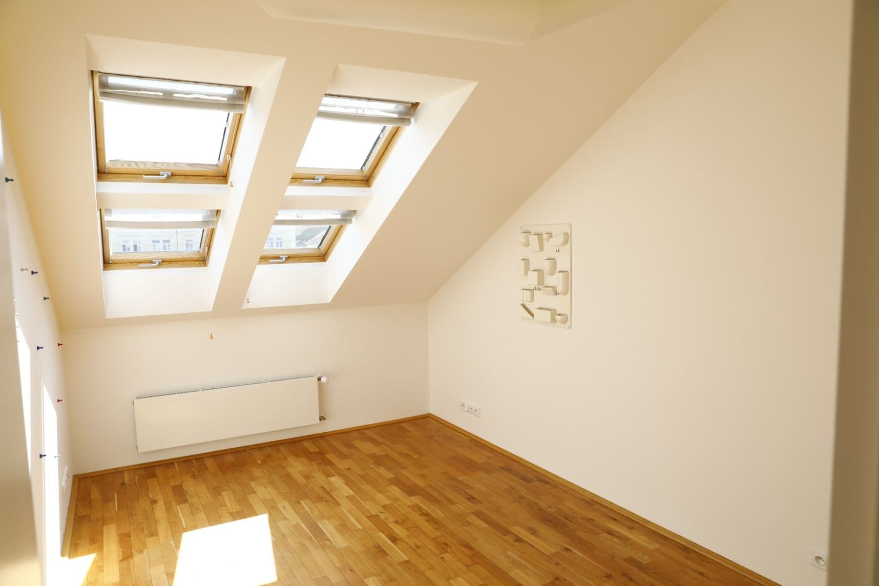 Predaj bytu 4-izbový 135 m², Havlíčkovo náměstí, Praha, Praha Predaj bytu 4-izbový 135 m², Havlíčkovo náměstí, Praha, Praha