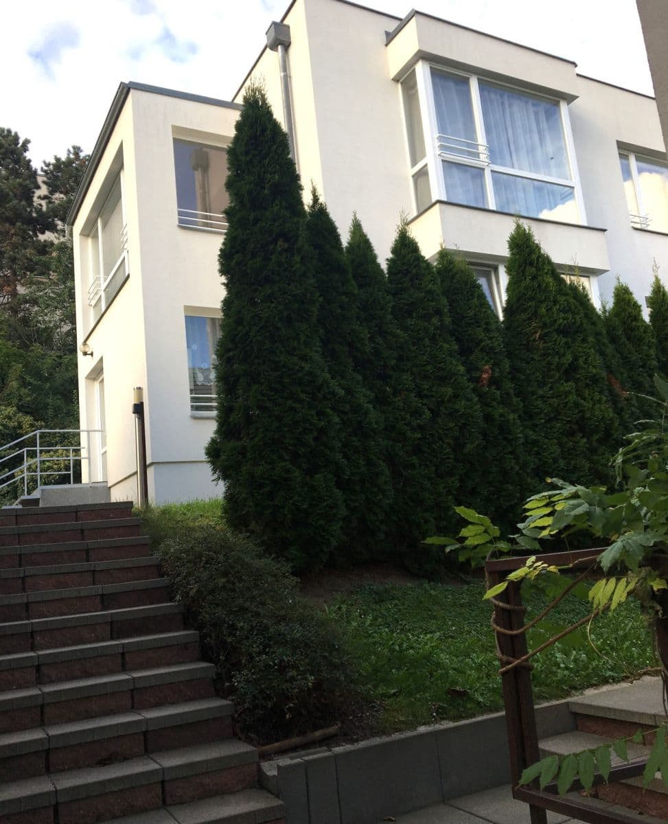 Prenájom bytu 1-izbový 37 m², U Zahradního města, Praha, Praha Prenájom bytu 1-izbový 37 m², U Zahradního města, Praha, Praha