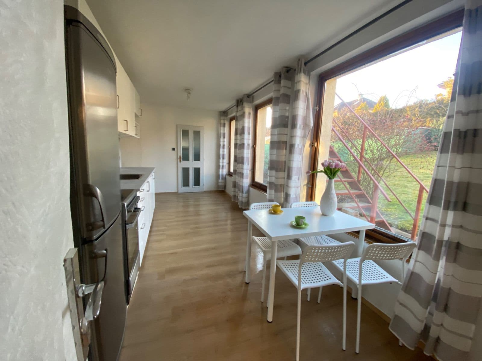 Prenájom bytu 3-izbový 123 m², Na Vysočanských vinicích, Praha, Praha Prenájom bytu 3-izbový 123 m², Na Vysočanských vinicích, Praha, Praha