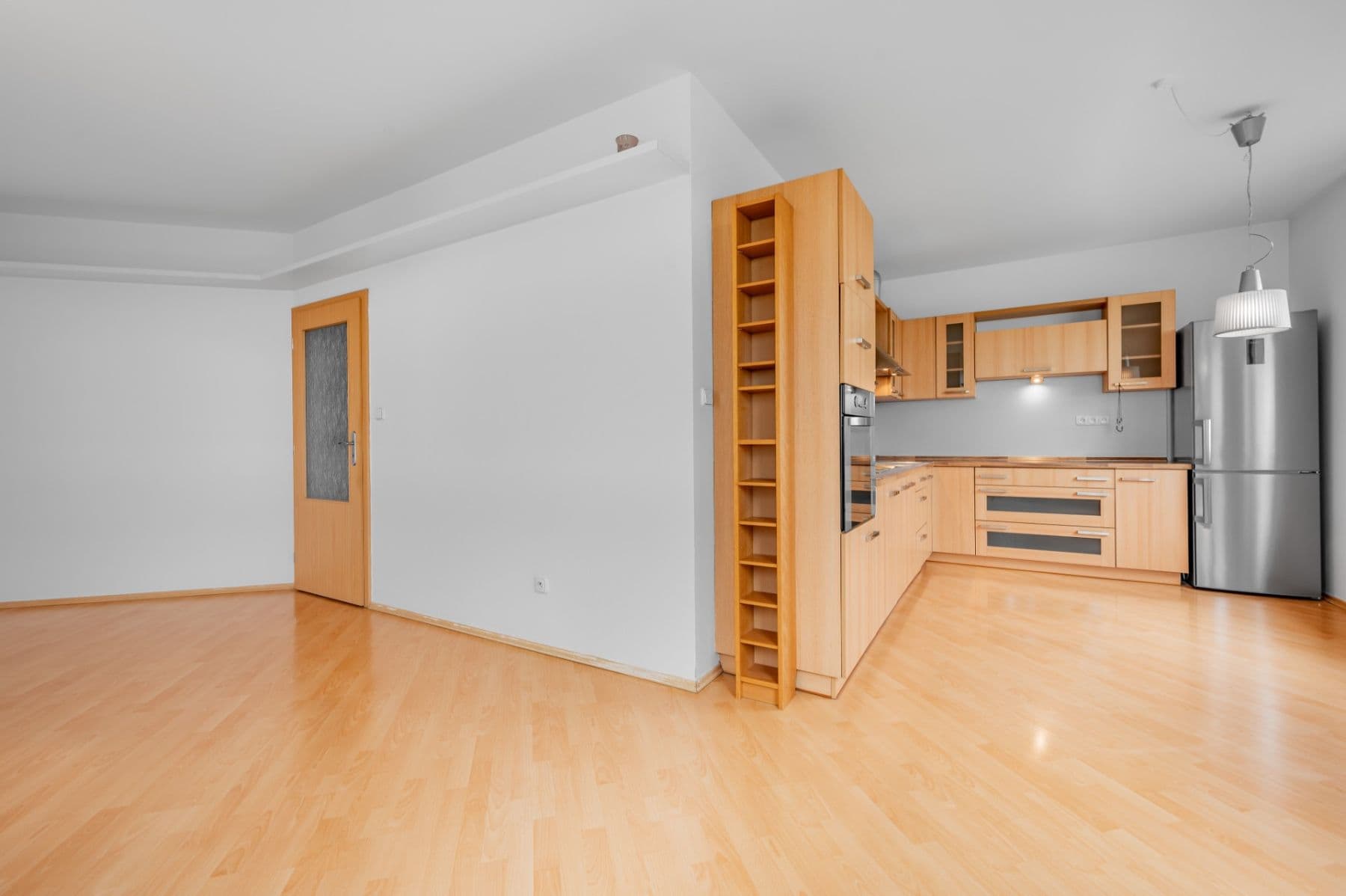 Prenájom bytu 2-izbový 67 m², Semická, Praha, Praha Prenájom bytu 2-izbový 67 m², Semická, Praha, Praha