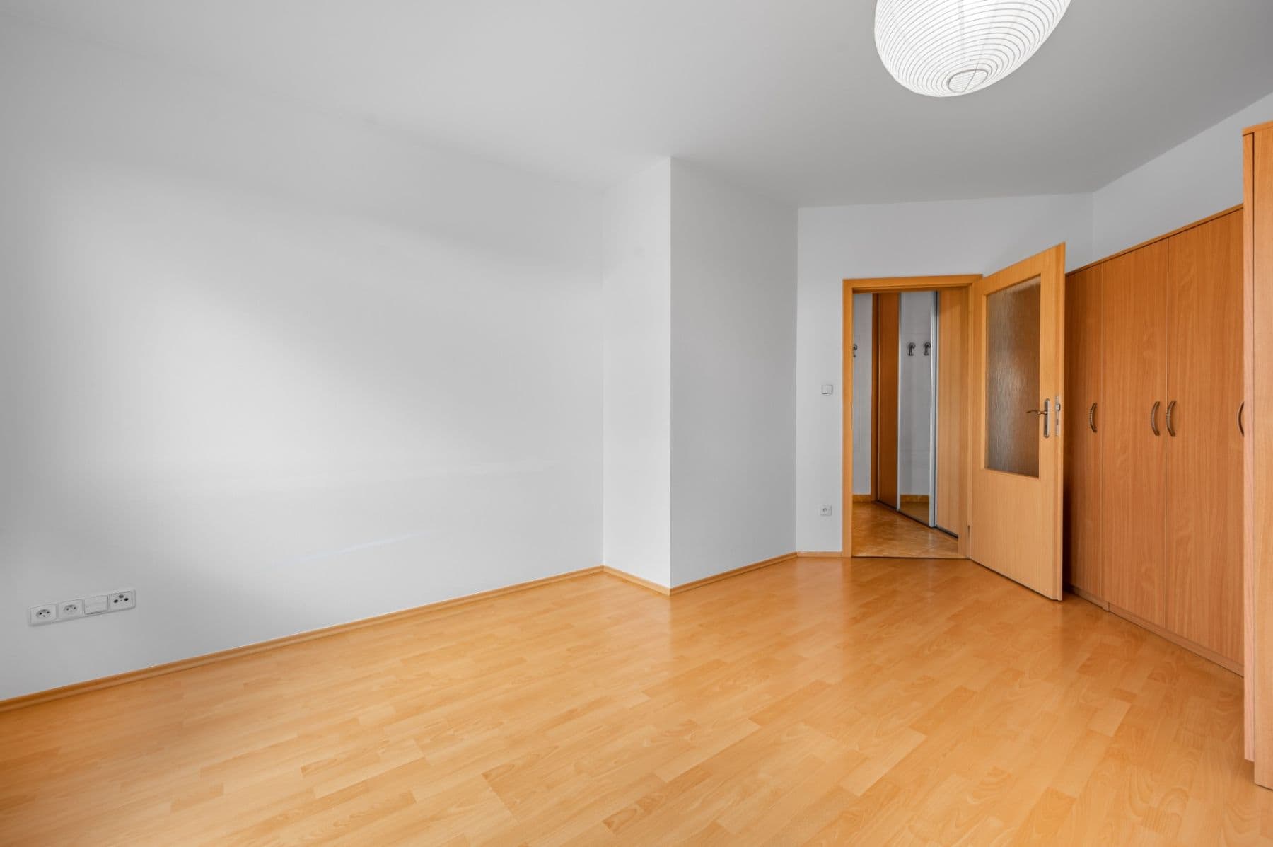 Prenájom bytu 2-izbový 67 m², Semická, Praha, Praha Prenájom bytu 2-izbový 67 m², Semická, Praha, Praha