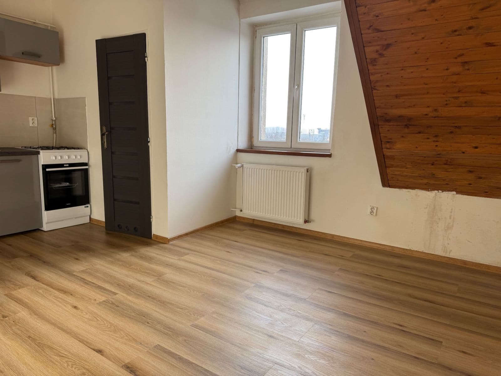 Prenájom bytu 1-izbový 25 m², 28. října, Ostrava, Moravskoslezský kraj Prenájom bytu 1-izbový 25 m², 28. října, Ostrava, Moravskoslezský kraj