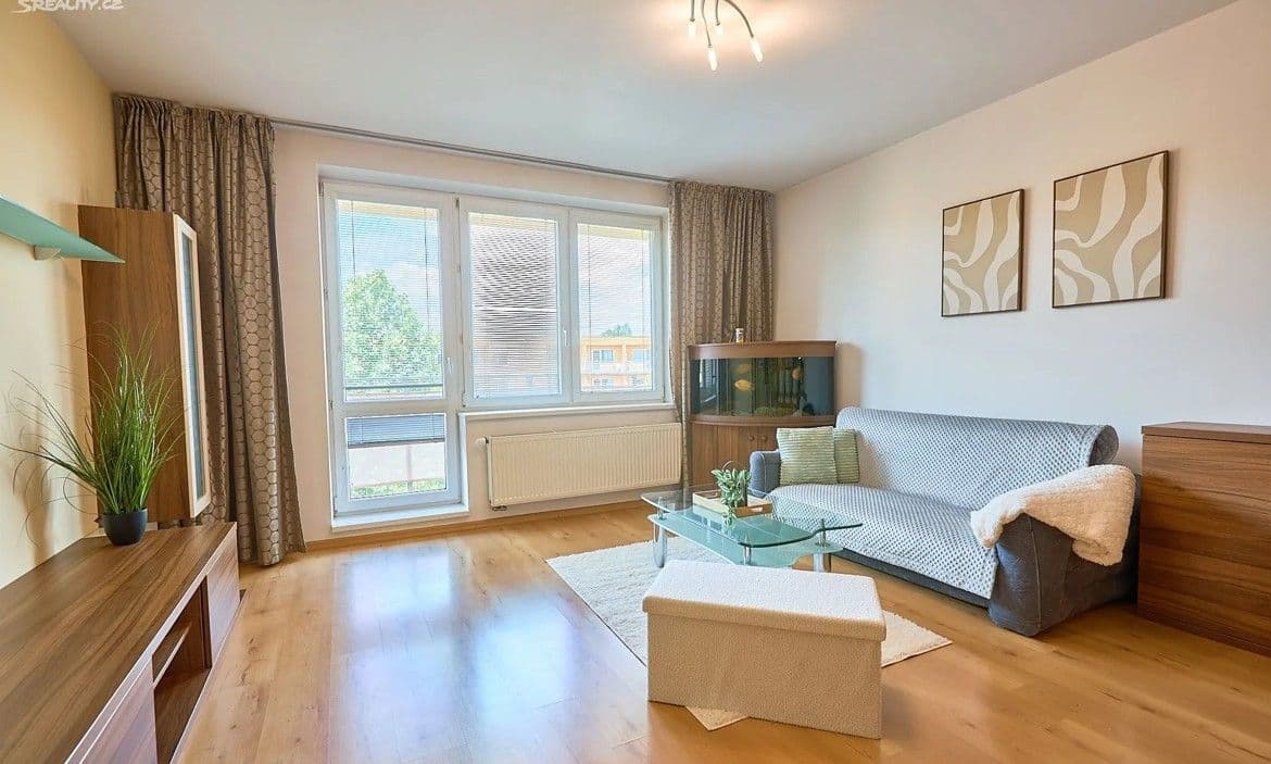 Prenájom bytu 3-izbový 116 m², Přízřenická, Modřice, Jihomoravský kraj Prenájom bytu 3-izbový 116 m², Přízřenická, Modřice, Jihomoravský kraj