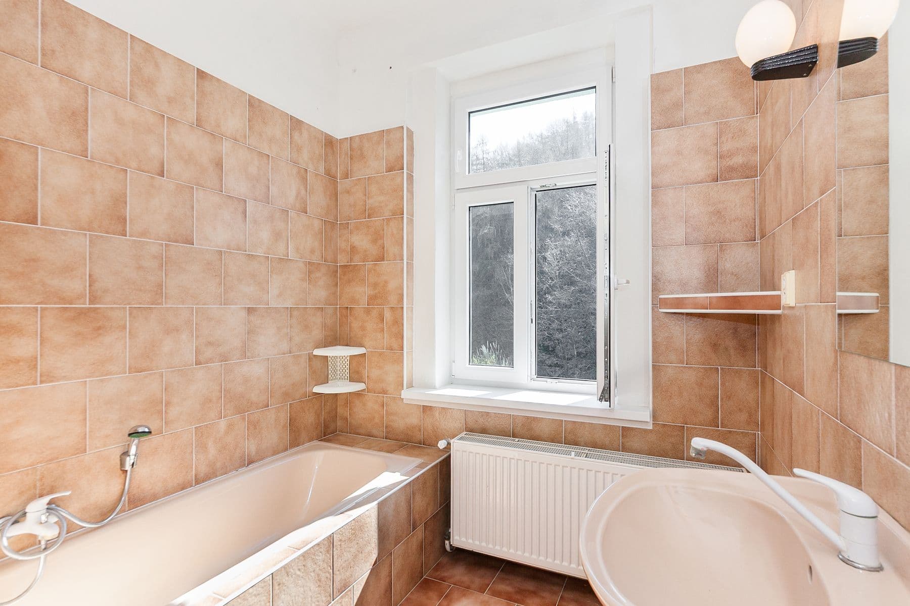 Predaj domu 200 m², pozemek 444 m², K Podmoráni, Úholičky, Středočeský kraj Predaj domu 200 m², pozemek 444 m², K Podmoráni, Úholičky, Středočeský kraj