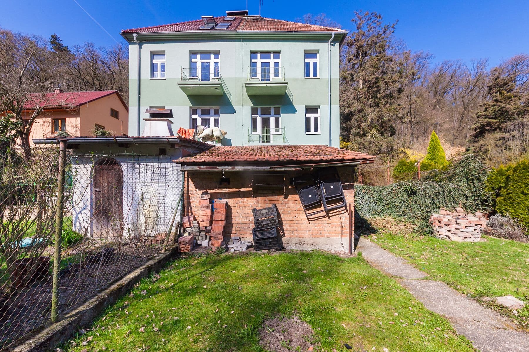 Predaj domu 200 m², pozemek 444 m², K Podmoráni, Úholičky, Středočeský kraj Predaj domu 200 m², pozemek 444 m², K Podmoráni, Úholičky, Středočeský kraj