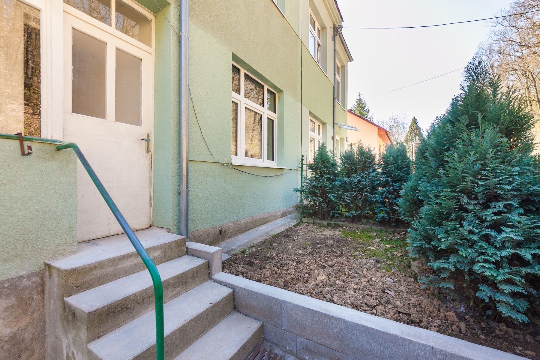 Predaj domu 200 m², pozemek 444 m², K Podmoráni, Úholičky, Středočeský kraj Predaj domu 200 m², pozemek 444 m², K Podmoráni, Úholičky, Středočeský kraj