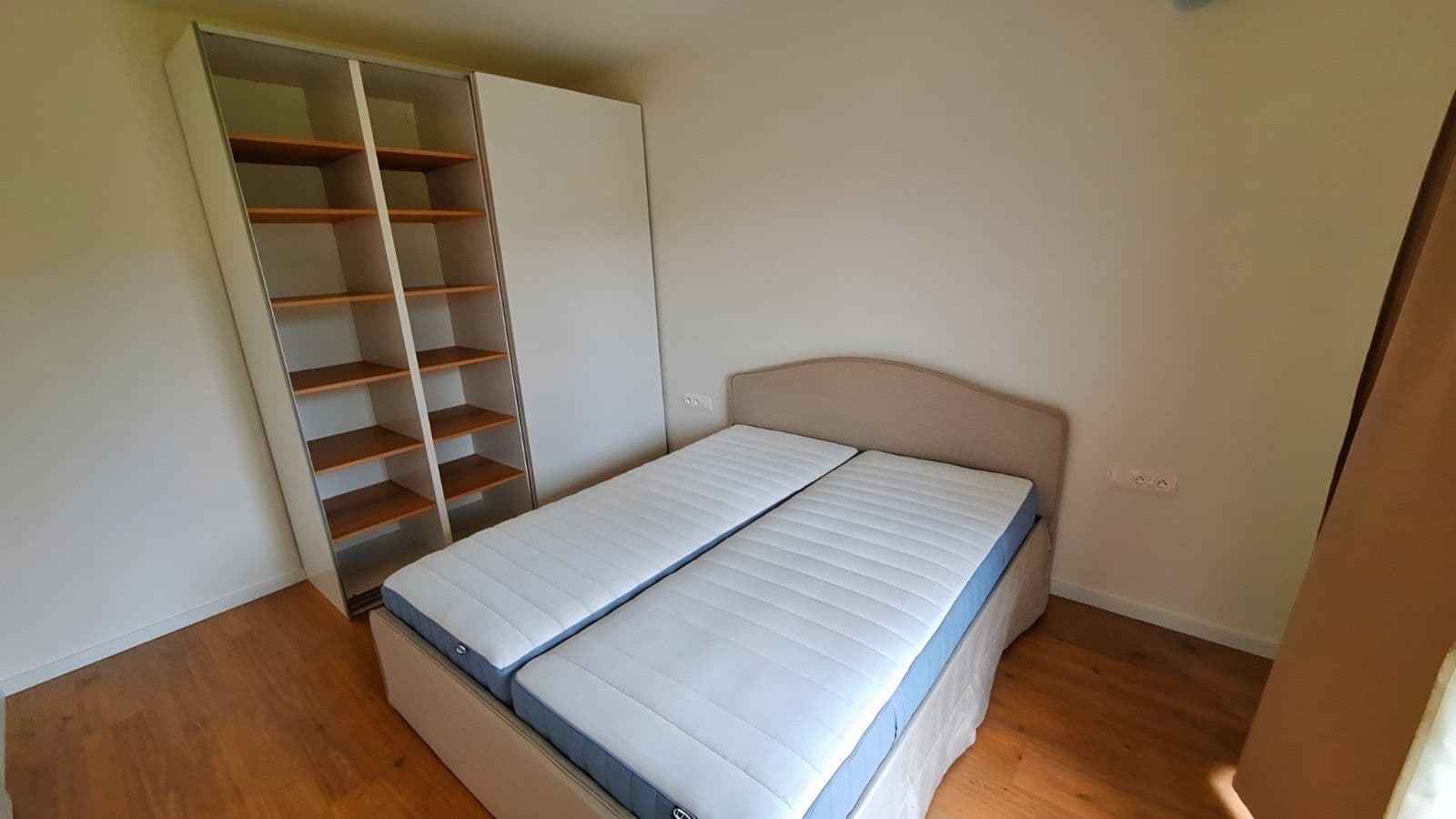 Prenájom bytu 2-izbový 55 m², Nové Mesto, Bratislavský kraj Prenájom bytu 2-izbový 55 m², Nové Mesto, Bratislavský kraj