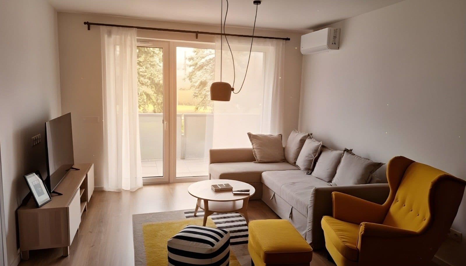 Prenájom bytu 2-izbový 55 m², Nové Mesto, Bratislavský kraj Prenájom bytu 2-izbový 55 m², Nové Mesto, Bratislavský kraj