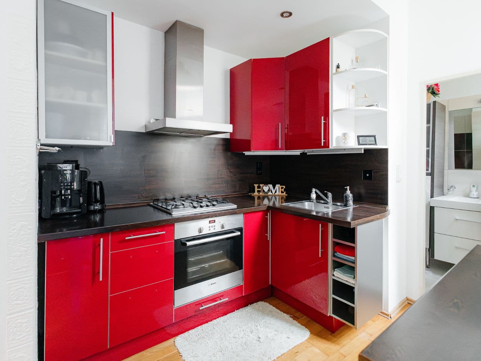 Prenájom bytu 2-izbový 55 m², nám. Edvarda Beneše, Kladno, Středočeský kraj Prenájom bytu 2-izbový 55 m², nám. Edvarda Beneše, Kladno, Středočeský kraj