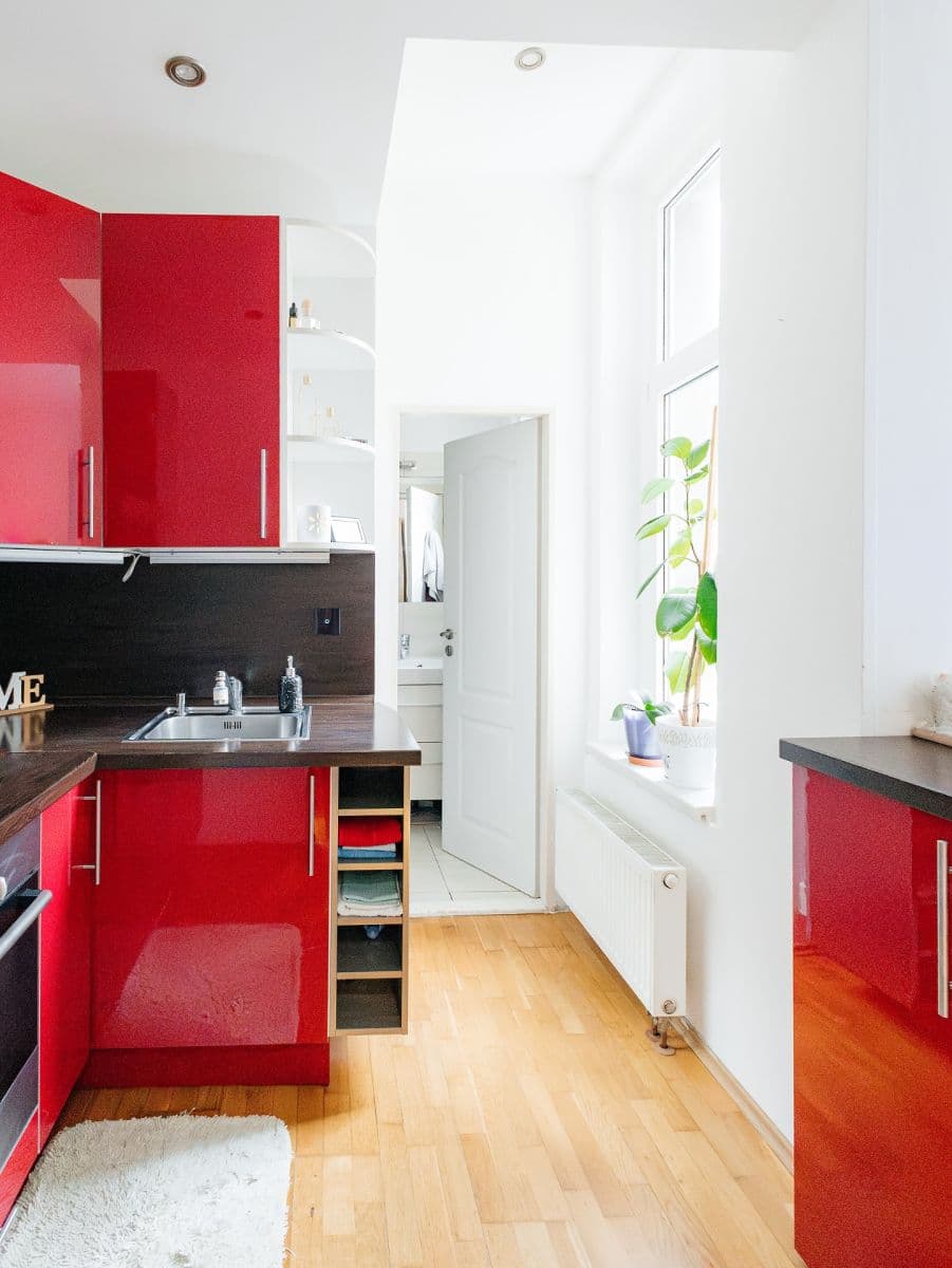 Prenájom bytu 2-izbový 55 m², nám. Edvarda Beneše, Kladno, Středočeský kraj Prenájom bytu 2-izbový 55 m², nám. Edvarda Beneše, Kladno, Středočeský kraj