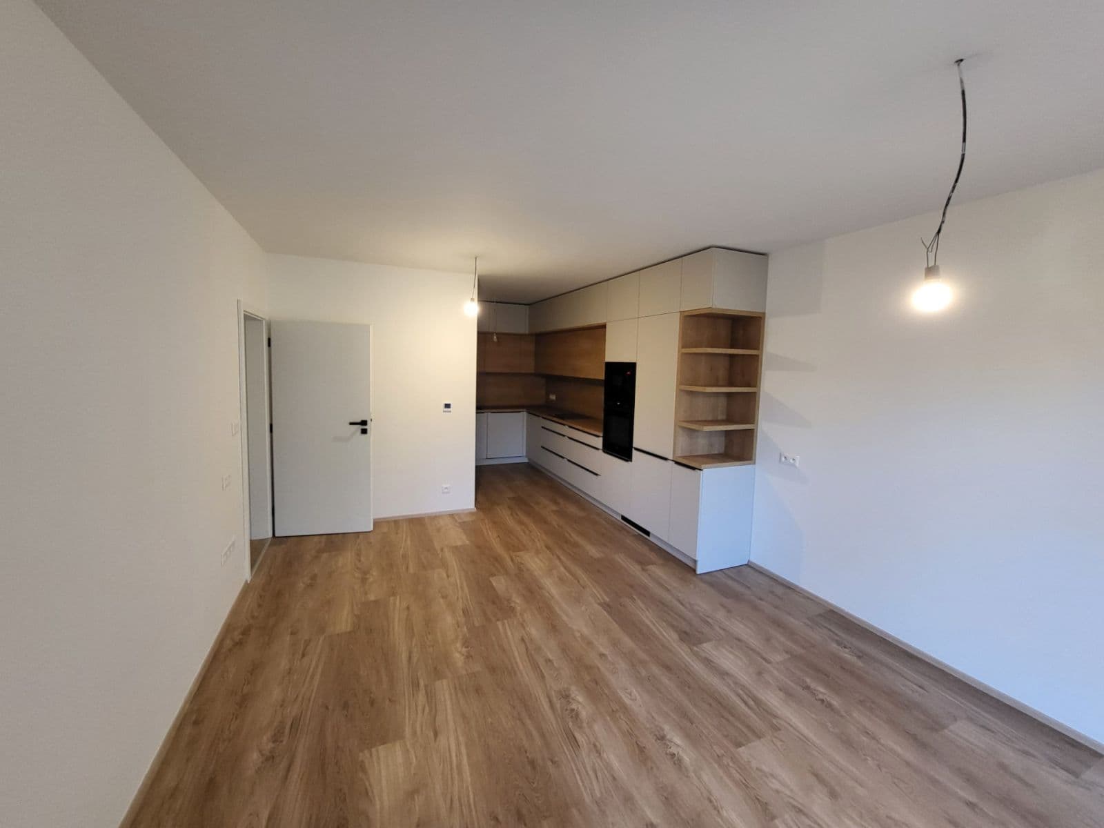 Prenájom bytu 2-izbový 68 m², Tomkova, Olomouc, Olomoucký kraj Prenájom bytu 2-izbový 68 m², Tomkova, Olomouc, Olomoucký kraj