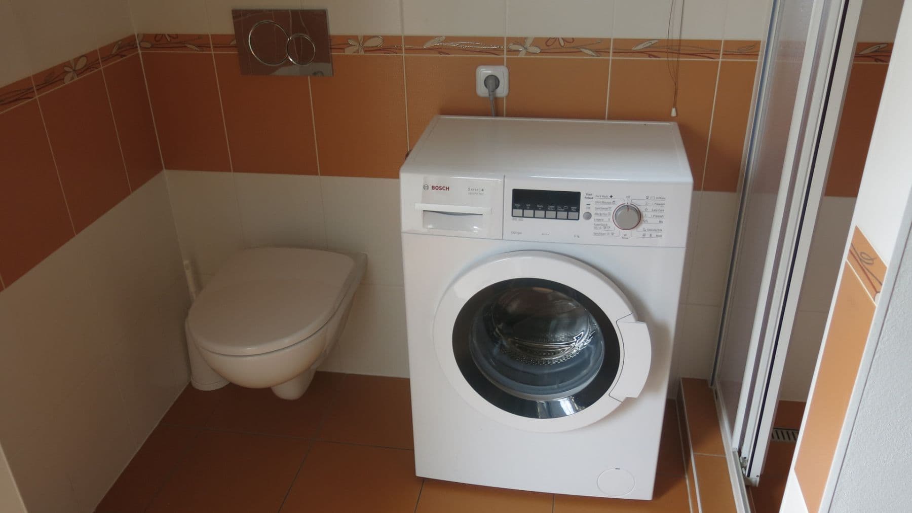 Prenájom bytu 1-izbový 50 m², K Lipám, Praha, Praha Prenájom bytu 1-izbový 50 m², K Lipám, Praha, Praha