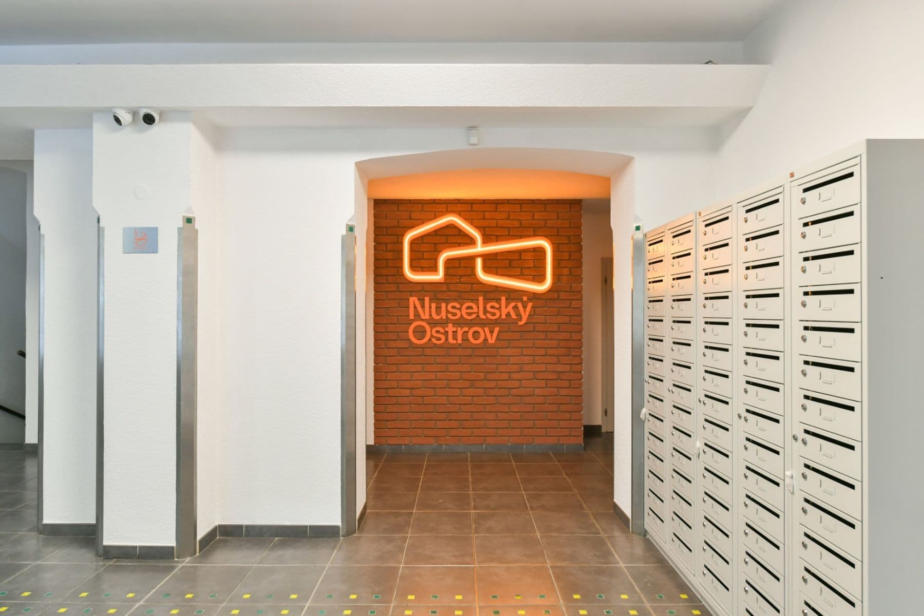 Prenájom bytu 1-izbový 20 m², Na Ostrůvku, Praha, Praha Prenájom bytu 1-izbový 20 m², Na Ostrůvku, Praha, Praha